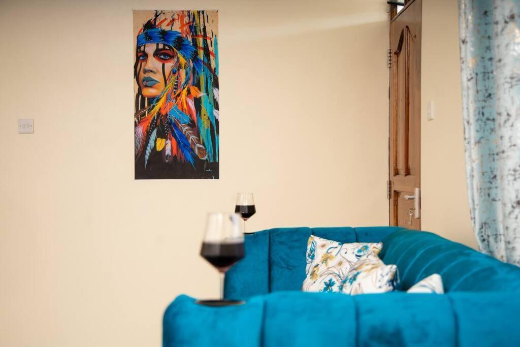 Royal Haven A3 Spacious 1br 10min Drive To Hosts Upto 4 Guests Wifi - Netflix, 10min Drive To Appartement Mombassa